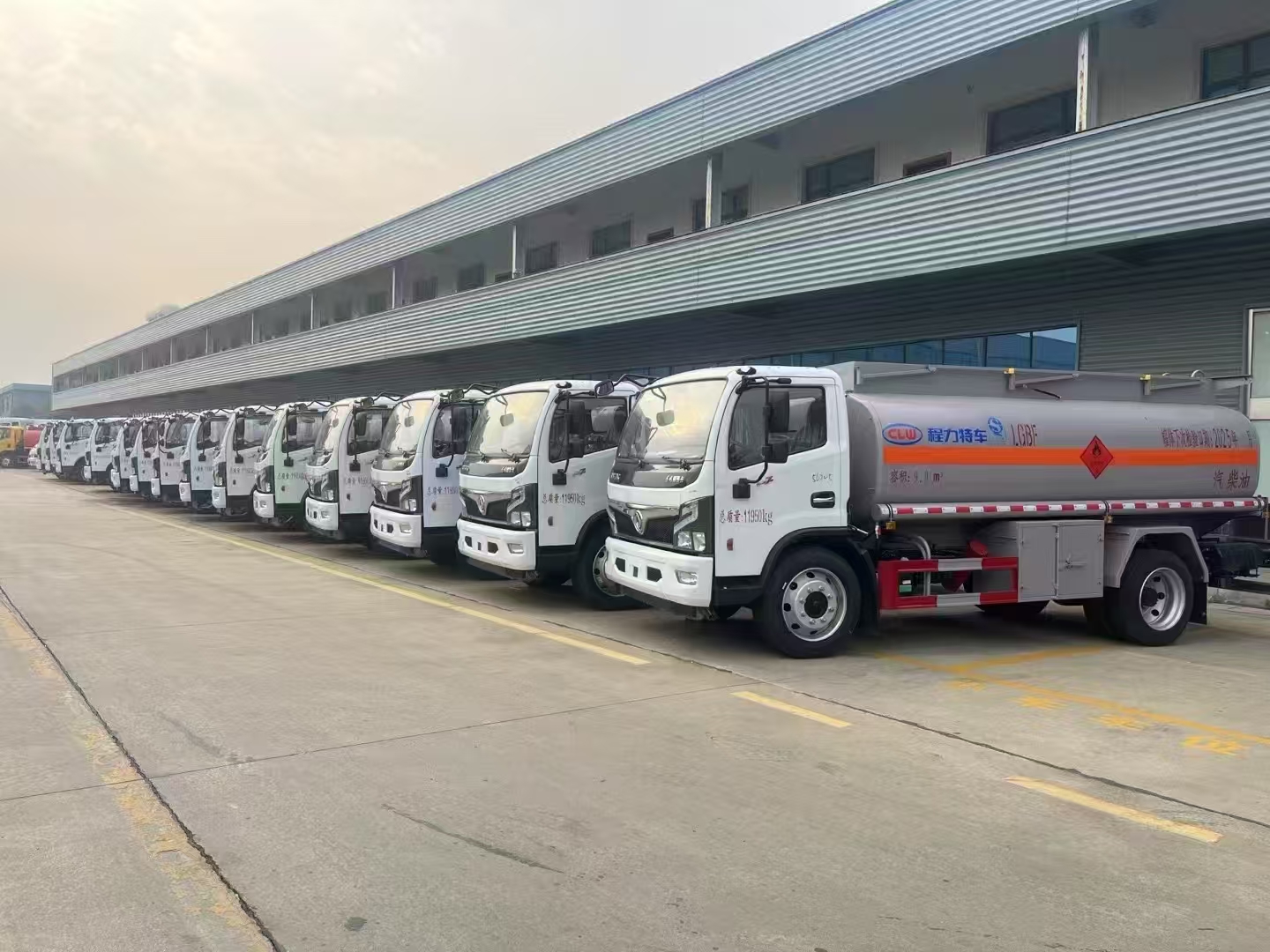 Precautions for the use of oil tank truck in hot summer